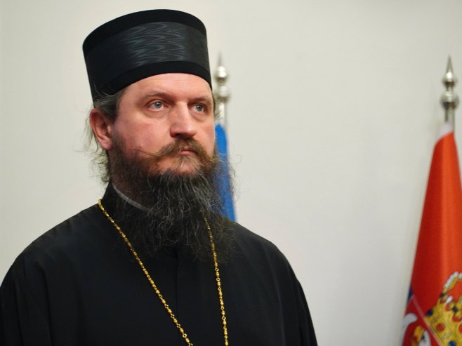 Episkop Sergije: Srbi iz Lušci Palanke zaslužuju mir