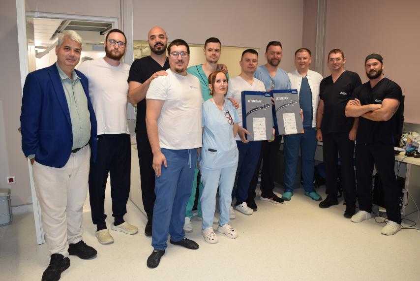 Prva periferna aterektomija u BiH uspješno izvedena u UKC Republike Srpske