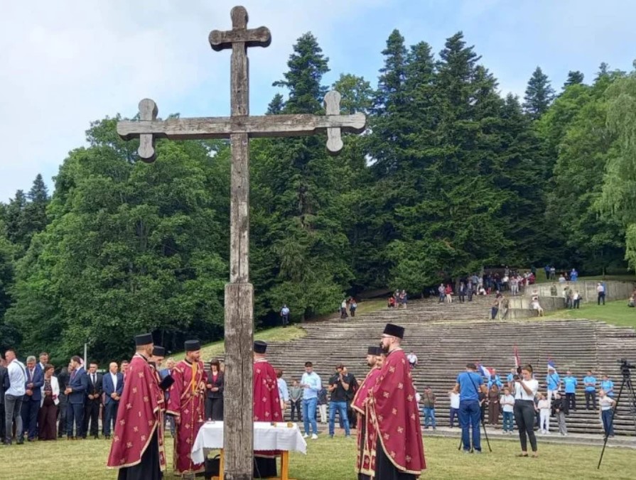 Simbol stradanja i otpora srpskog naroda: Na Mrakovici obilježavanje 84 godine od Bitke na Kozari