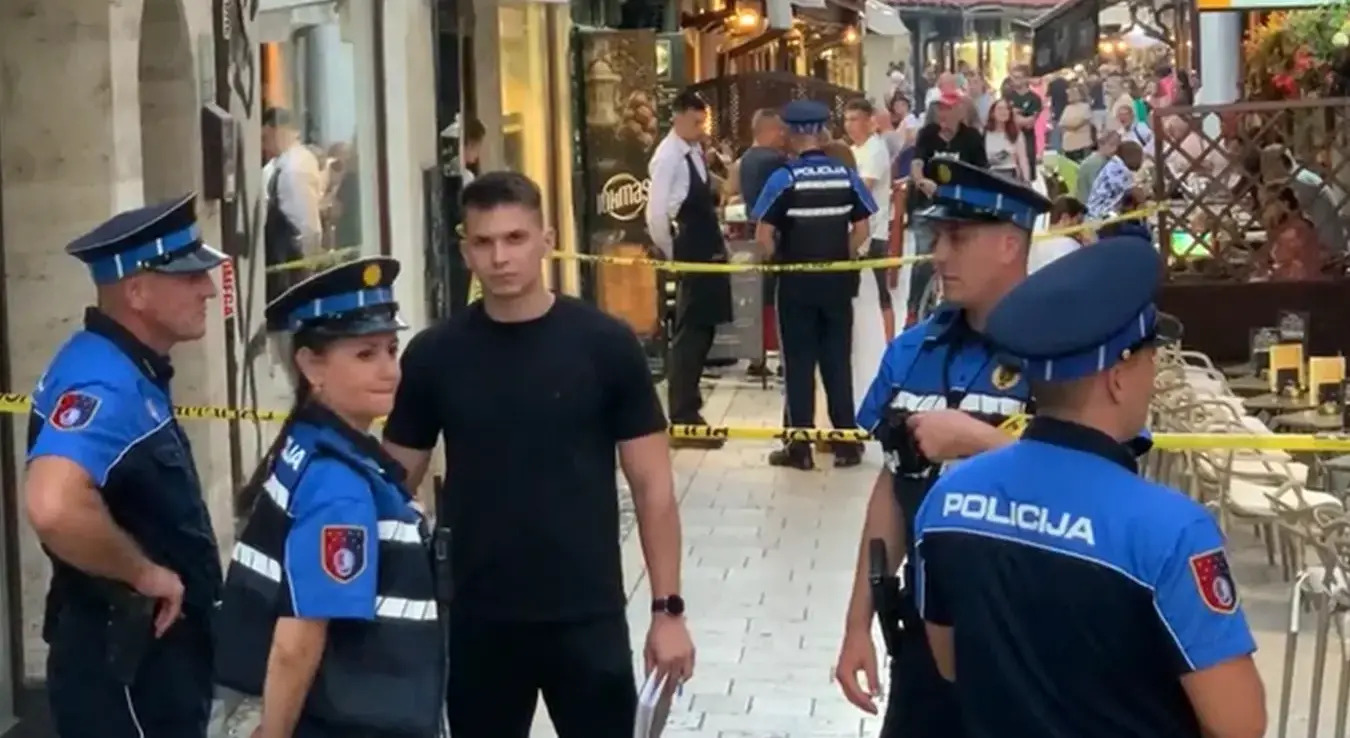 Detalji pucnjave na Baščaršiji: Maskirani napadač ispalio više hitaca u šiša bar
