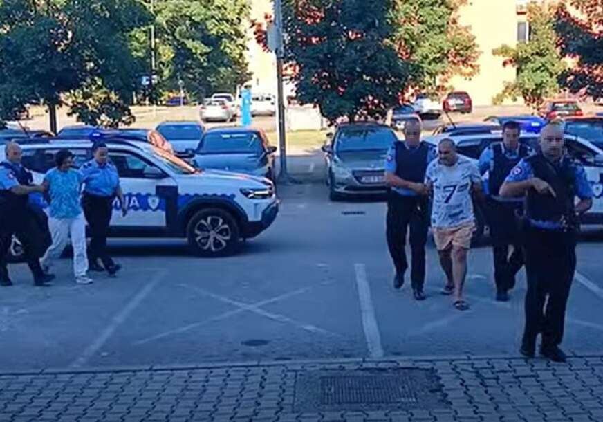 Zatražen pritvor za dvojac uhapšen u Banjaluci: Osumnjičeni da su ženu i dijete više od mjesec dana ZATOČILI u stanu, uzeli im i NOVAC