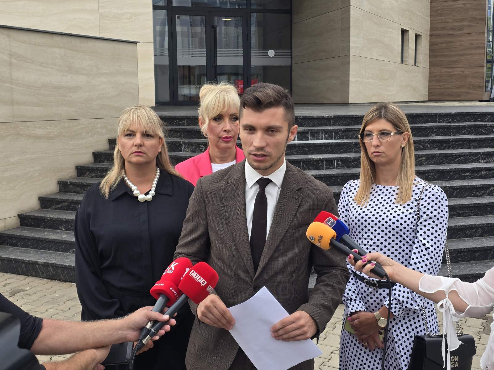 Kresojević predao inicijativu Ustavnom sudu RS za ocjenu ustavnosti Zakona o doprinosima
