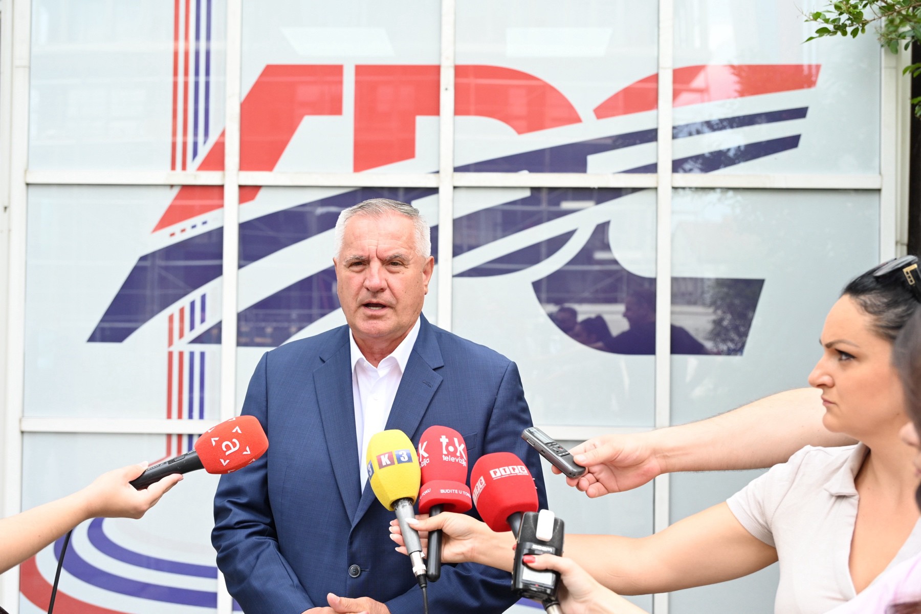 Otvoreno novo prodajno mjesto za TAG uređaje u centru Banje Luke: Višković kupio prvi uređaj