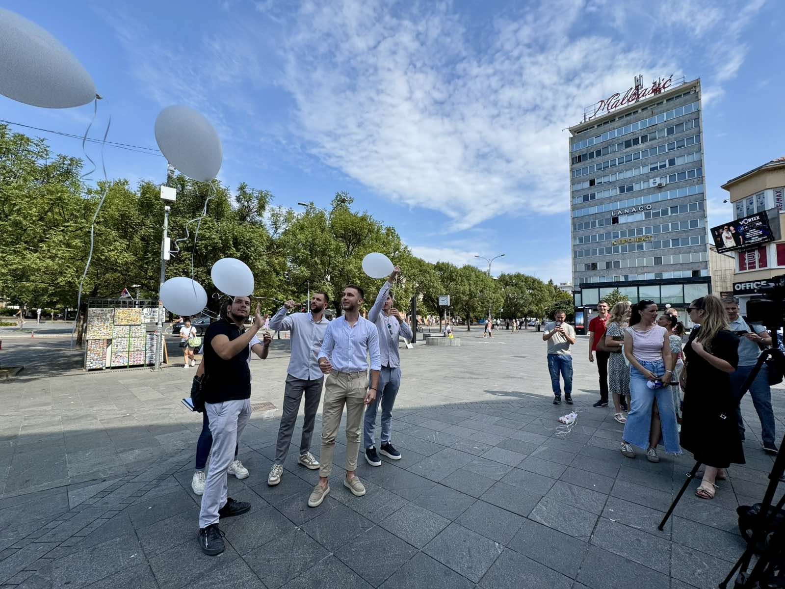 Pokret Sigurna Srpska obilježio Međunarodni dan mladih na Trgu Krajine