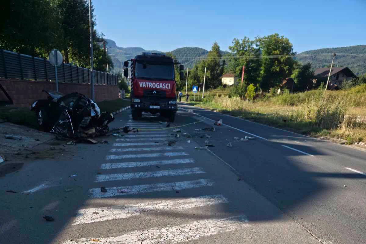 Detalji tragedije kod Kotor Varoša: Poginula dvojica mladića, vozač povrijeđen