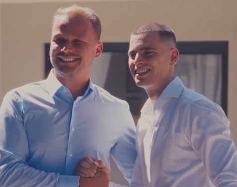 Draško Stanivuković uručio ključeve nove kuće šampionu Tomi Vukomanoviću (VIDEO)