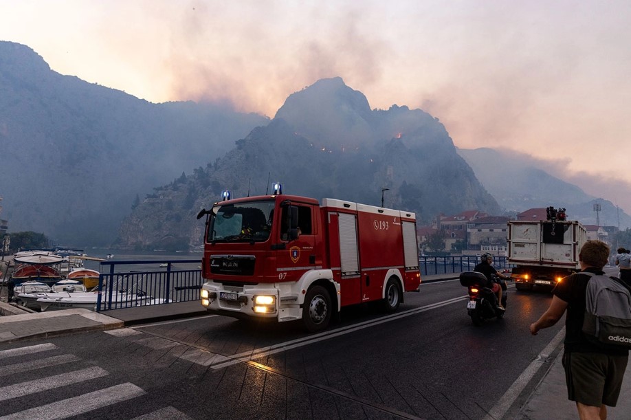 Novi požar u Omišu: Neki povrijeđeni imaju opekotine na 60 odsto tijela