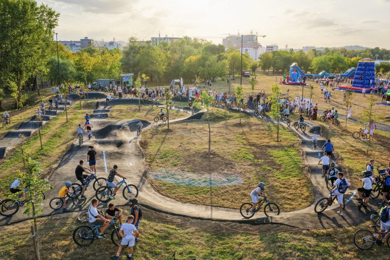 NOVA SPORTSKO-REKREATIVNA CJELINA Otvorena prva pamp-trek staza u Banjaluci