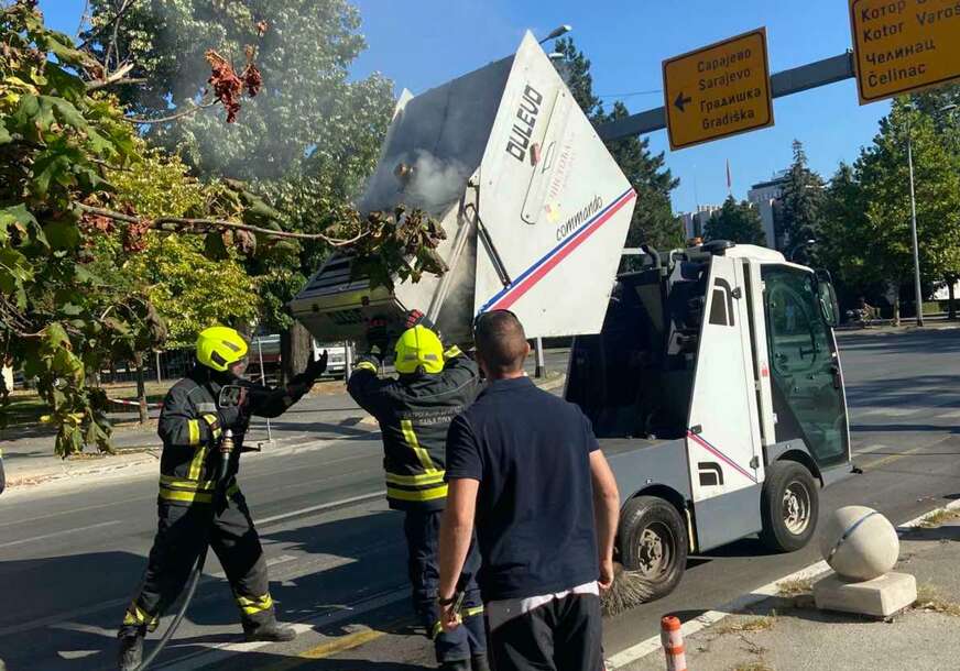 Vatrogasci imali pune ruke posla: Gasili i požar na vozilu „Čistoće“ u centru Banjaluke (FOTO)