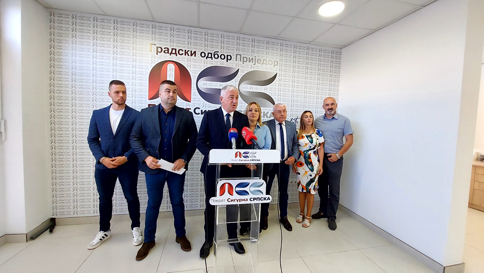 Održana pres-konferencija Pokreta „Sigurna Srpska“ u Prijedoru: Ukazano na goruće probleme u društvu