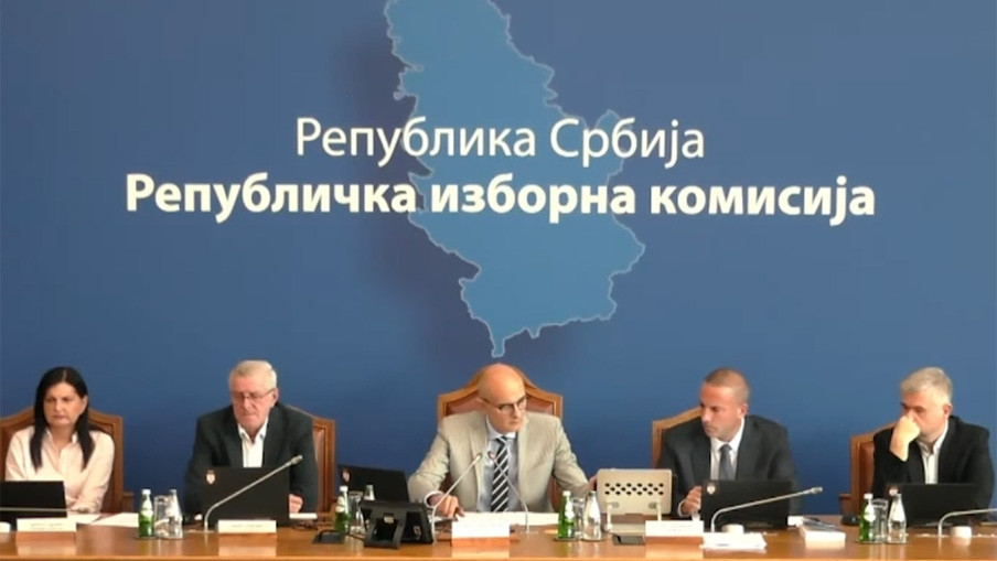 RIK proglasio Vučićevu listu, među kandidatima i Branislav Lečić