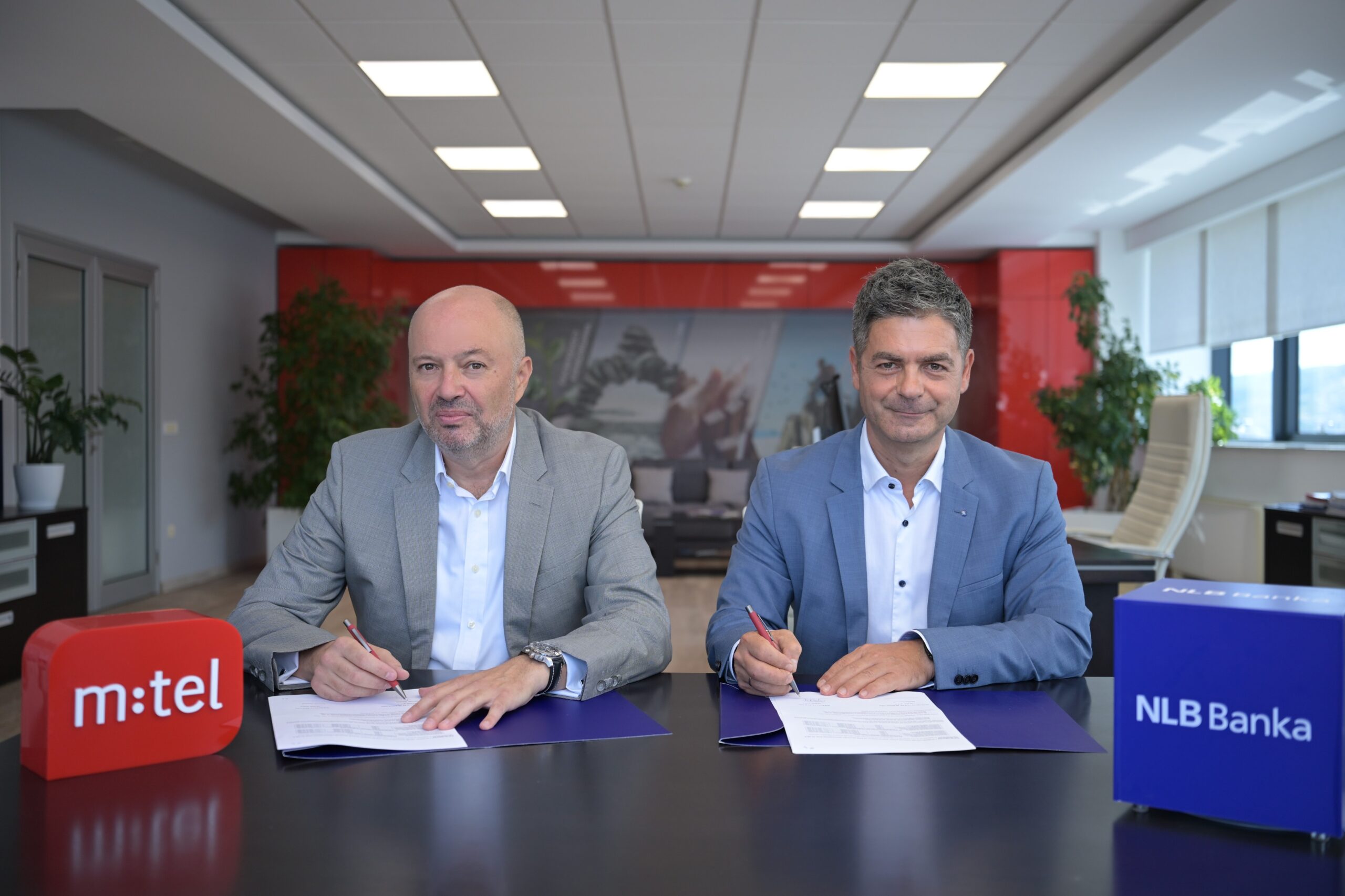 Nikad jednostavnije do novog telefona: NLB i m:tel donose 10% popusta i  kupovinu do 24 rate