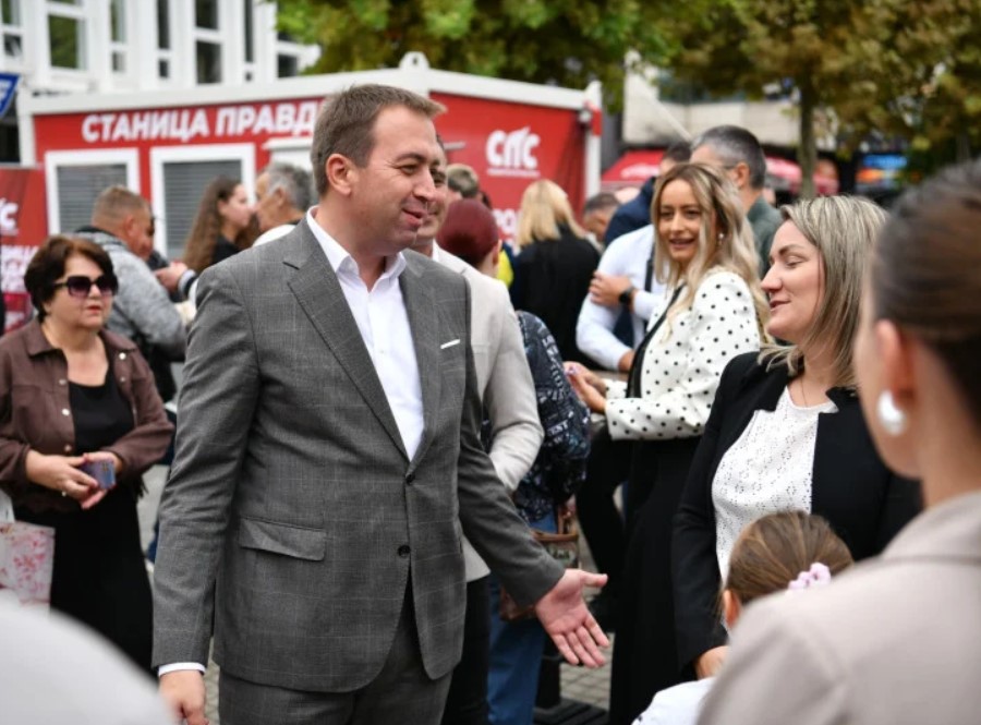 Goran Selak razgovarao sa Prijedorčanima u okviru „Stanice pravde“