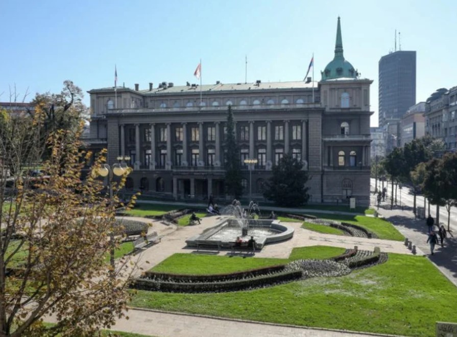 Srbija opozvala ambasadore u šest zemalja