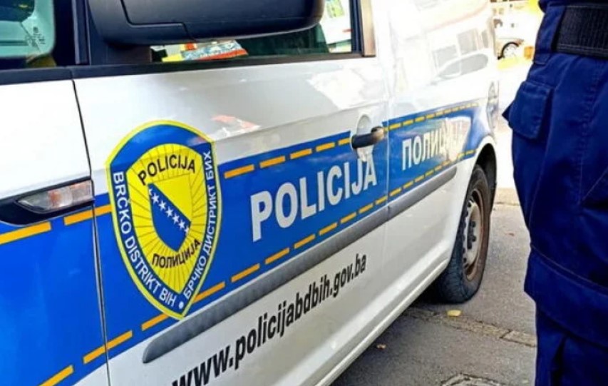 Teško povrijeđeno dijete koje je udario mercedes