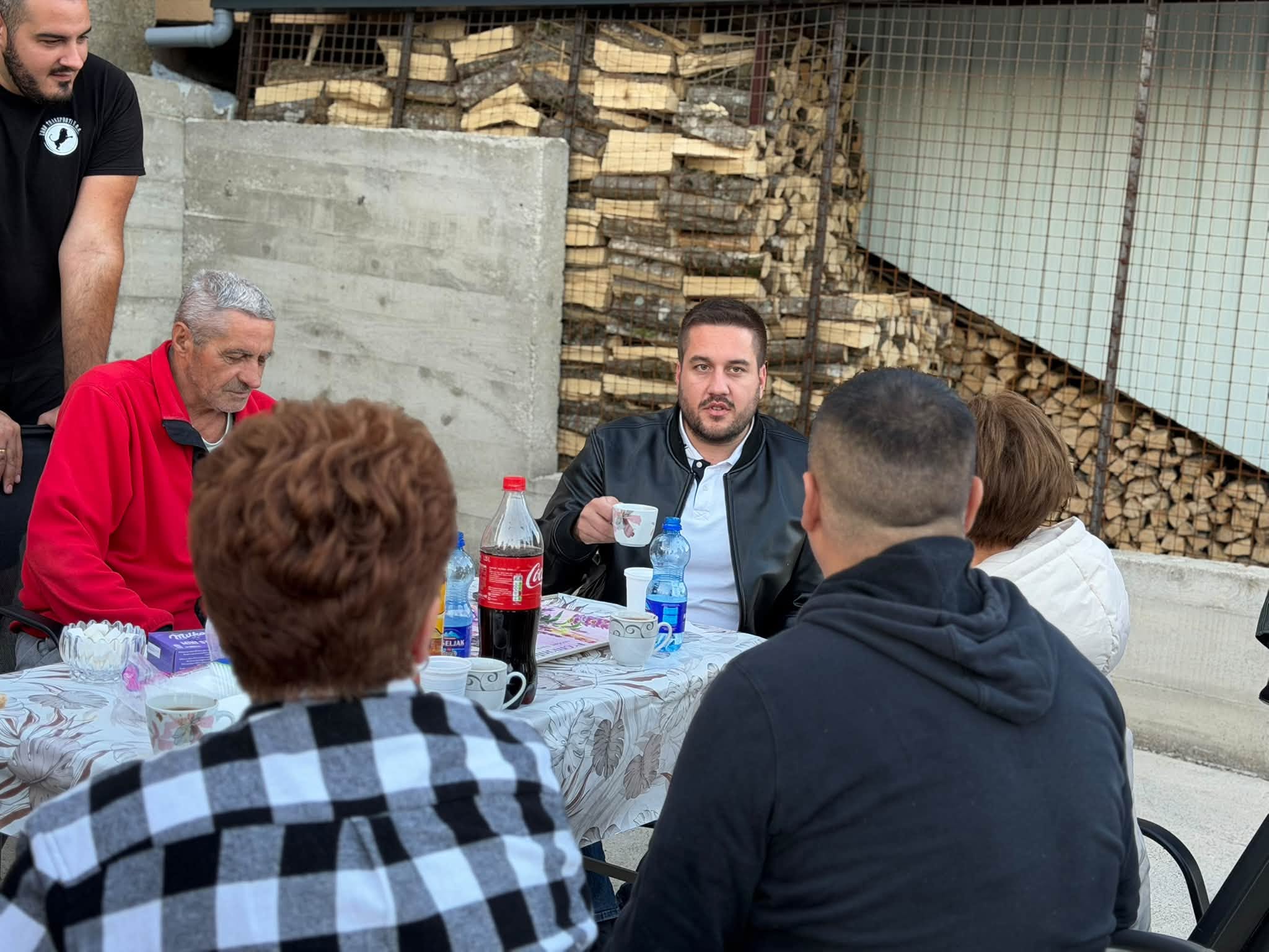Drinić: Sa narodom sam i kad se ugase reflektori kampanje, to je moja politika!