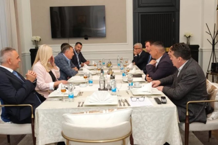 Dodik: Odnosi SNSD-a i koalicionih partnera svakim novim izazovom postajali su još čvršći