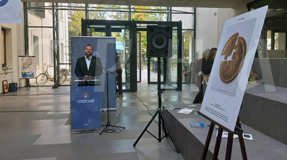 LUKIĆ: PODRŠKA MLADIMA DA NA SAVREMEN NAČIN PRIKAŽU TRADICIJU