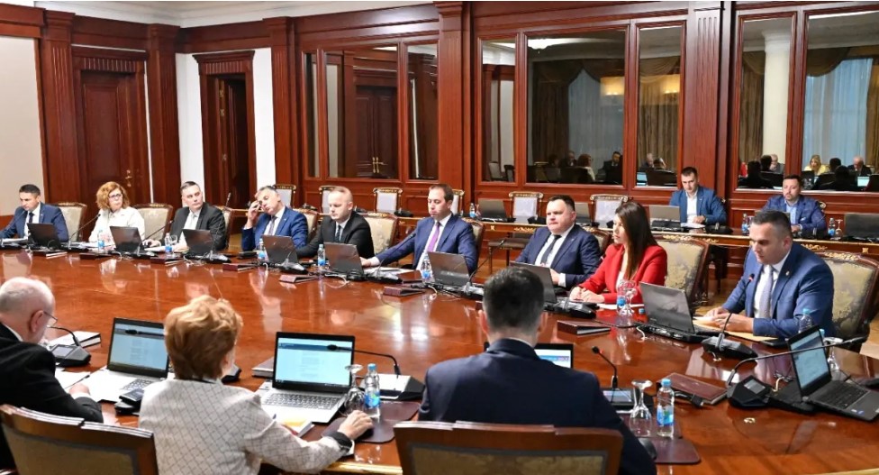 Vlada Srpske: Prihodi Srpske u prvoj polovini godine premašili plan za 15 odsto