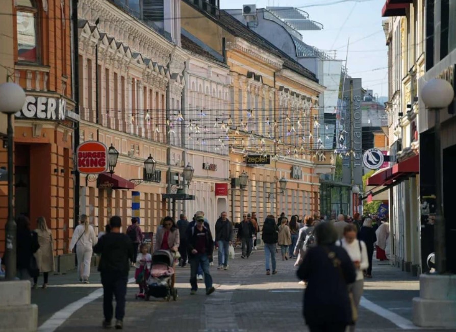 Banjaluka povećala stipendije: Učenici dobijaju do 200, a studenti do 400 KM