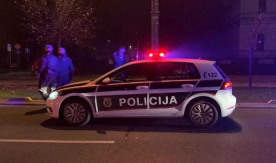 Teška saobraćajna nesreća kod Živinica: Poginuo 17-godišnjak, trojica povrijeđena