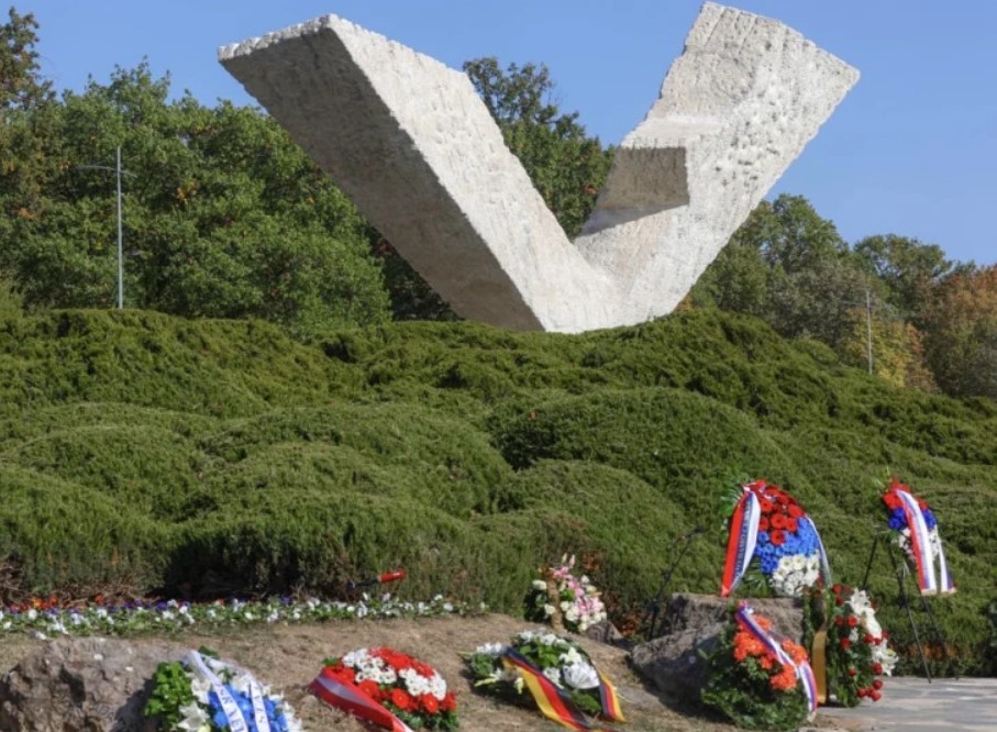 Velikim školskim časom obilježeno 85 godina od strijeljanja kragujevačkih đaka