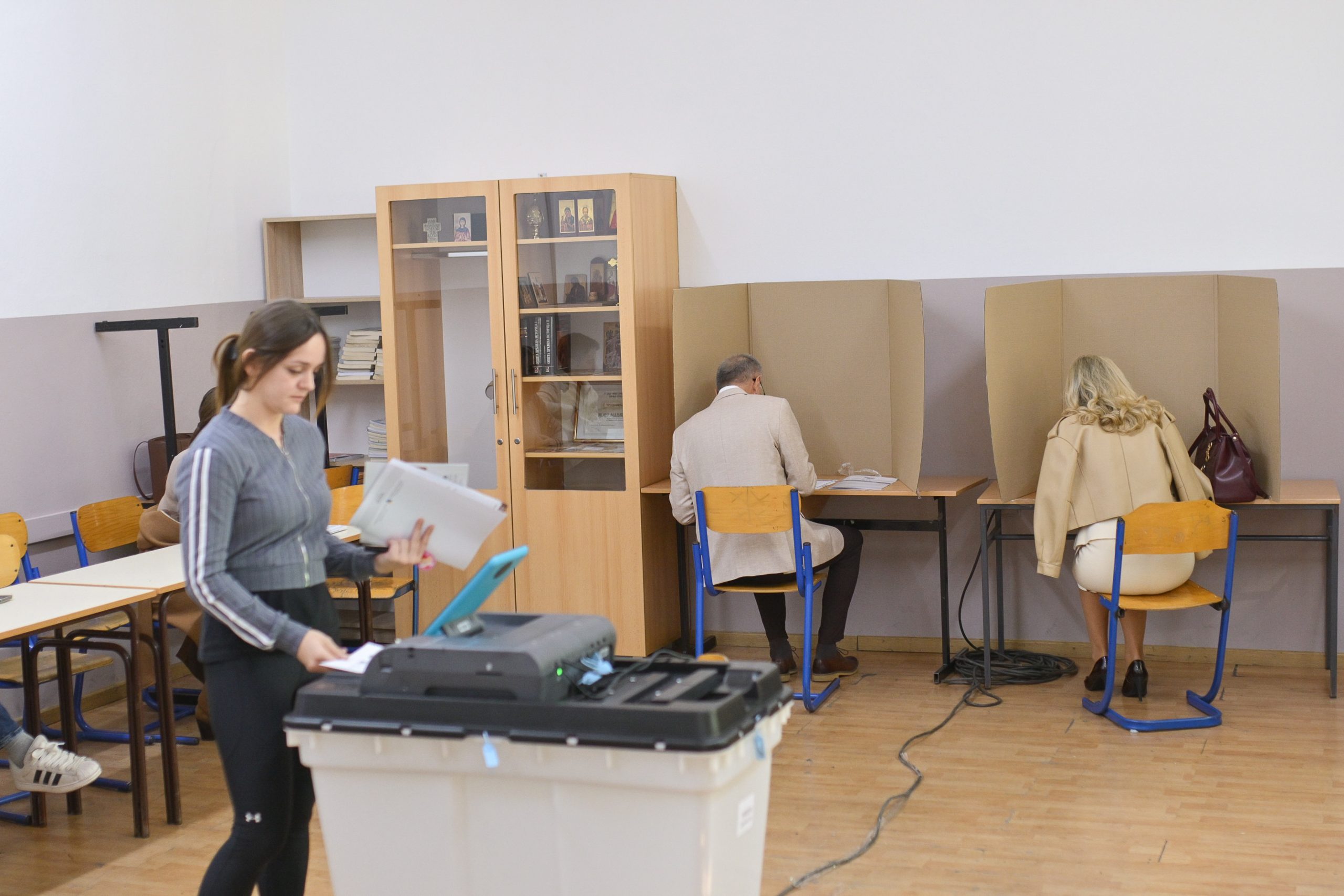 APSURDNO U Srpskoj 25% više glasača nego punoljetnih stanovnika