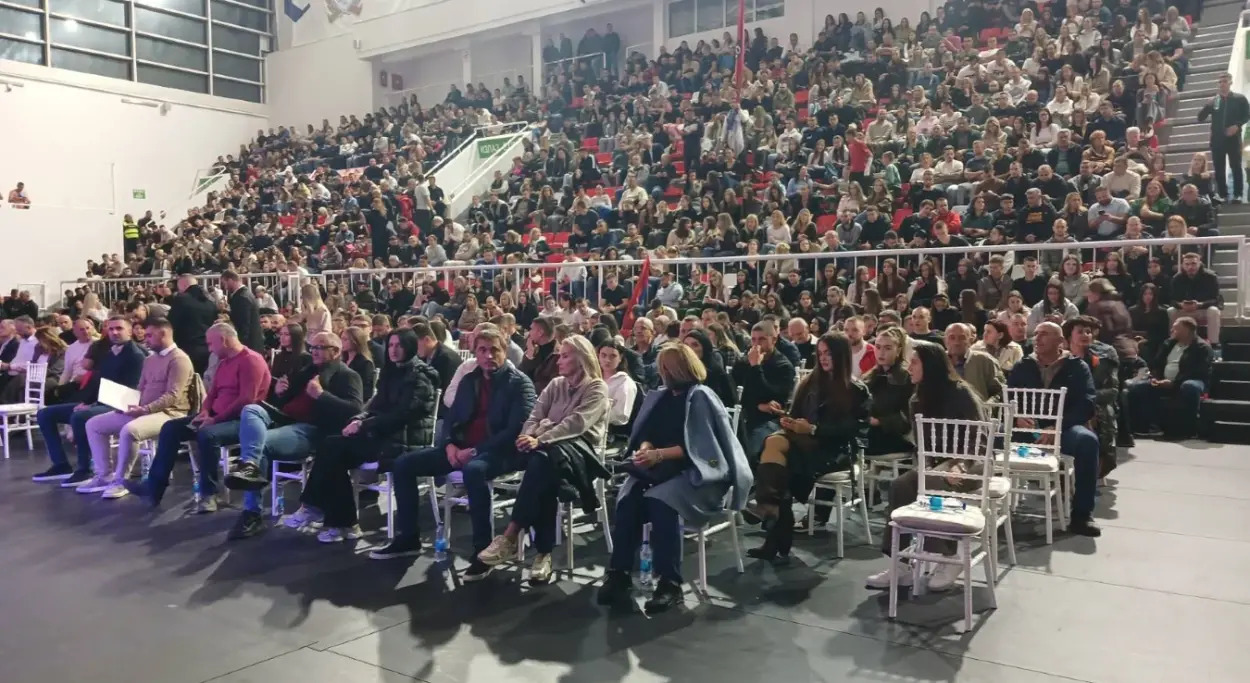 Studenti Srpske zatražili odgovor kolega iz Srbije: Naš glas zaslužuje da se čuje